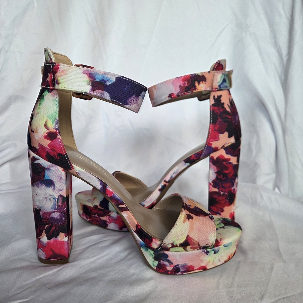 Women's Floral Platform Heels - Picture 7 of 16